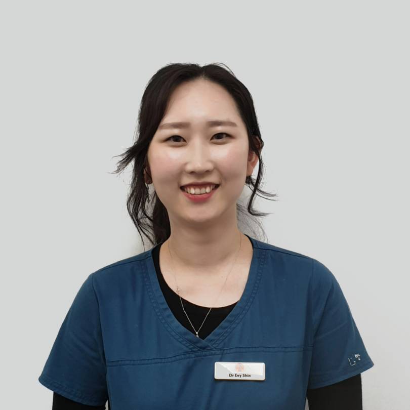 Dr Evy Shin